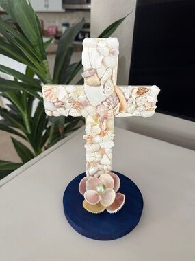 Seashell Cross Décor on Navy Base
